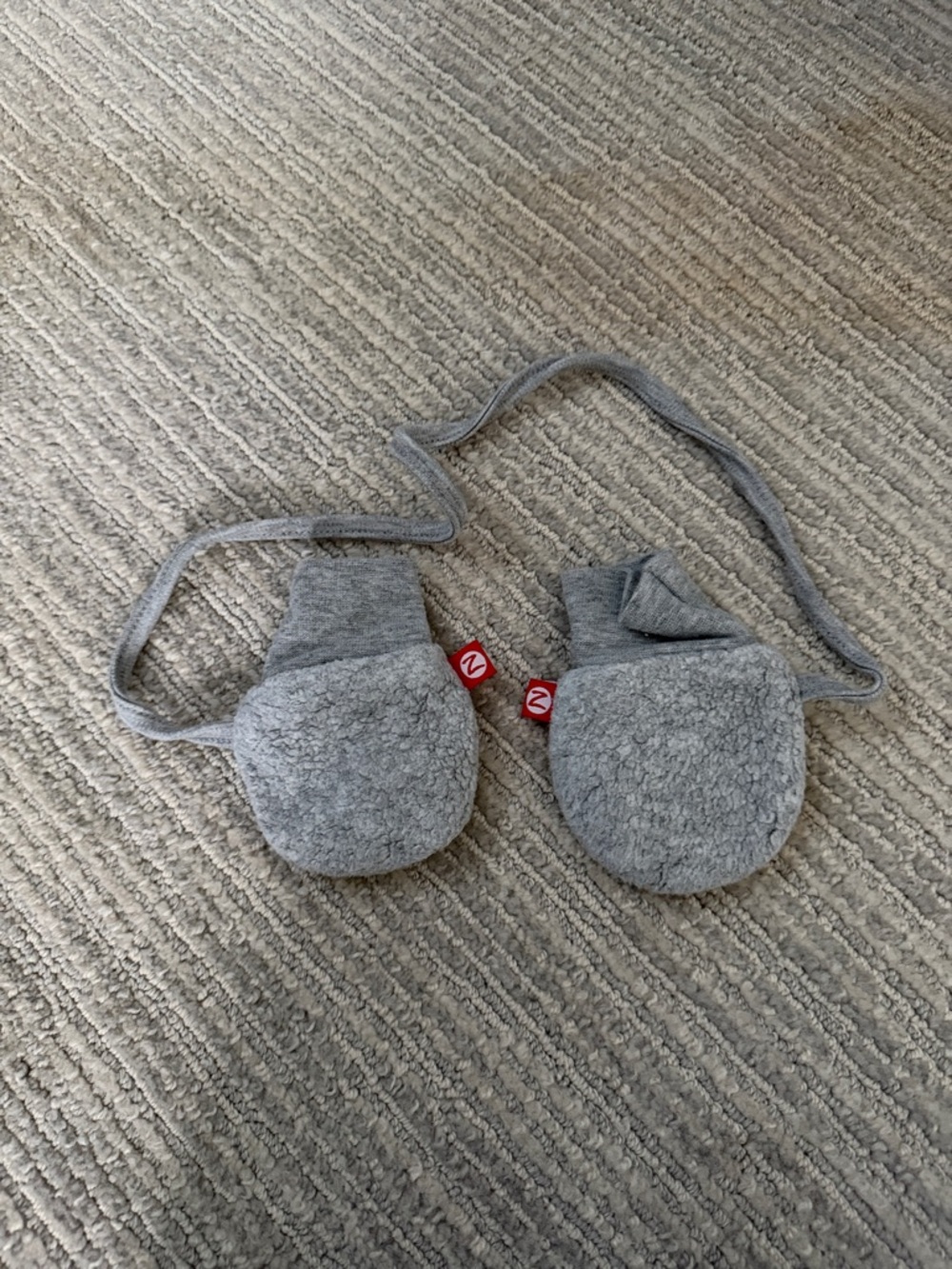 Zutano Newborn Grey Fleece Mittens with Strap